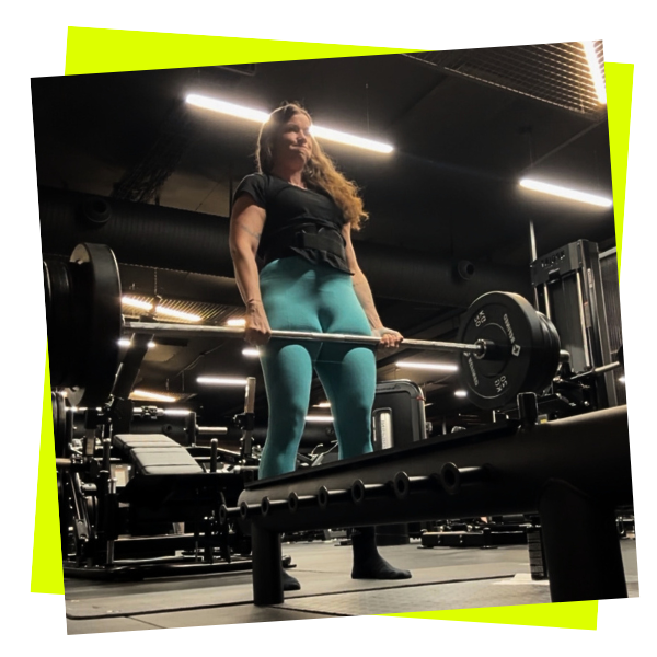 Monika løfter 120 kg i dødløft Monika løfter 120 kg i dødløft